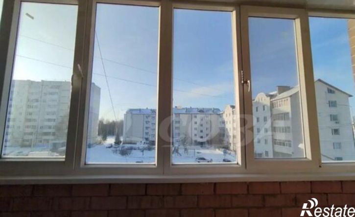 3-комн квартира микрорайон Менделеево, 8
