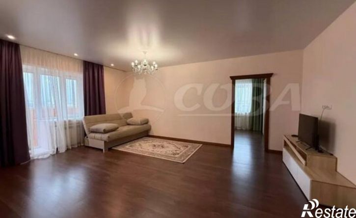 3-комн квартира ул Знаменского, 45,  д. 45