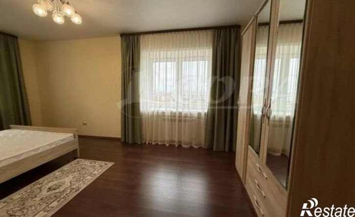 3-комн квартира ул Знаменского, 45,  д. 45