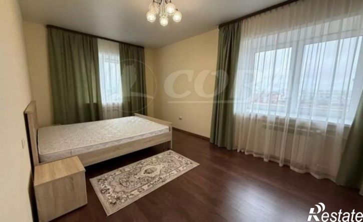 3-комн квартира ул Знаменского, 45,  д. 45