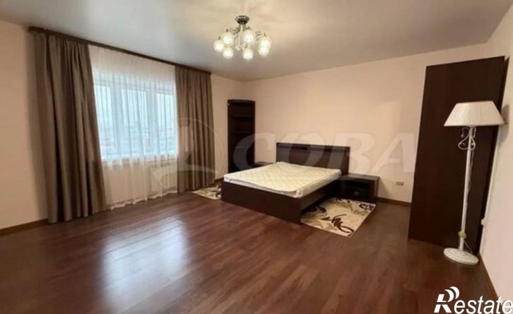 3-комн квартира ул Знаменского, 45,  д. 45