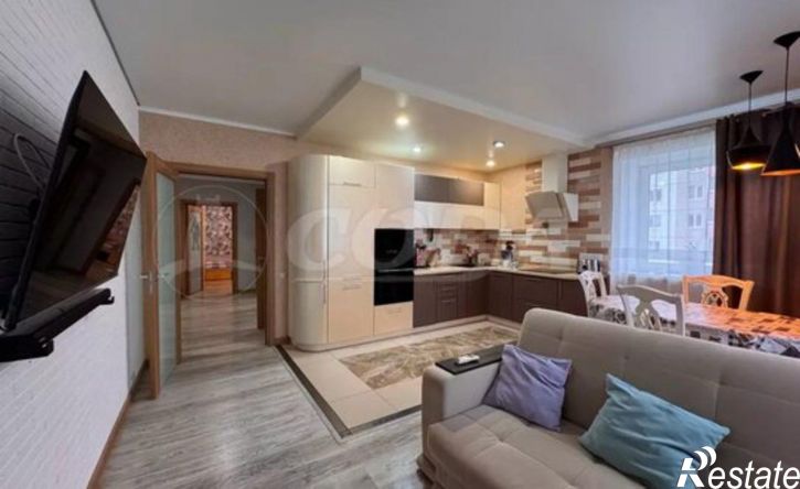 3-комн квартира 10-й микрорайон, 73Б