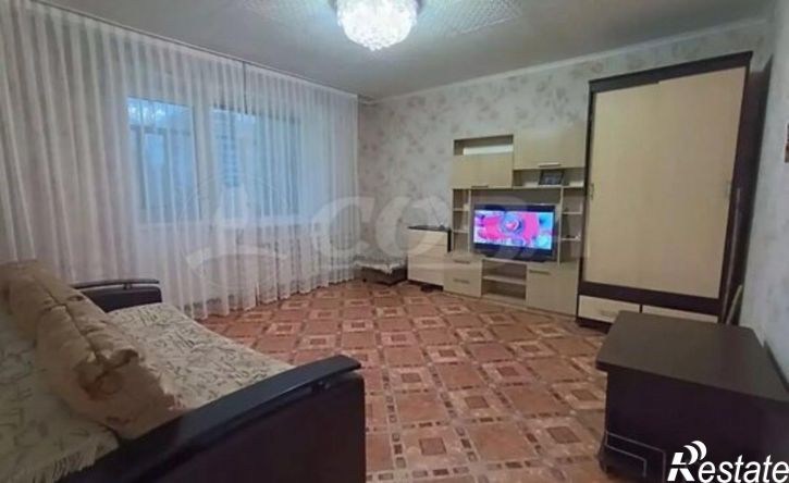 2-комн квартира 8-й микрорайон, 39
