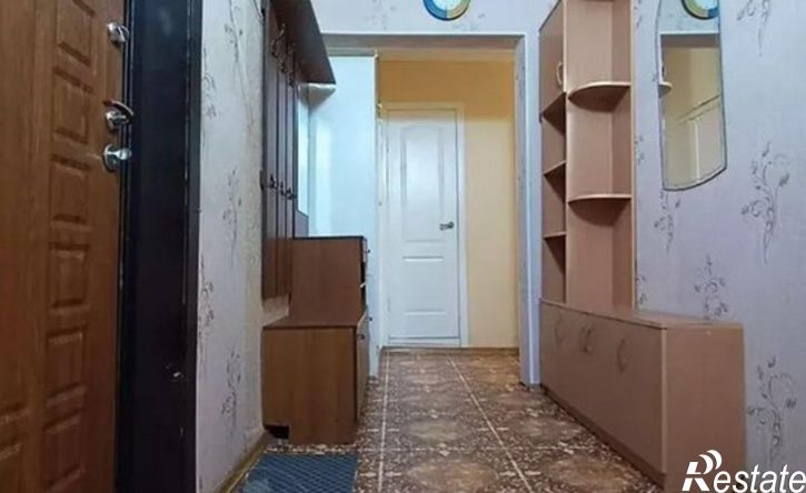 2-комн квартира 8-й микрорайон, 39