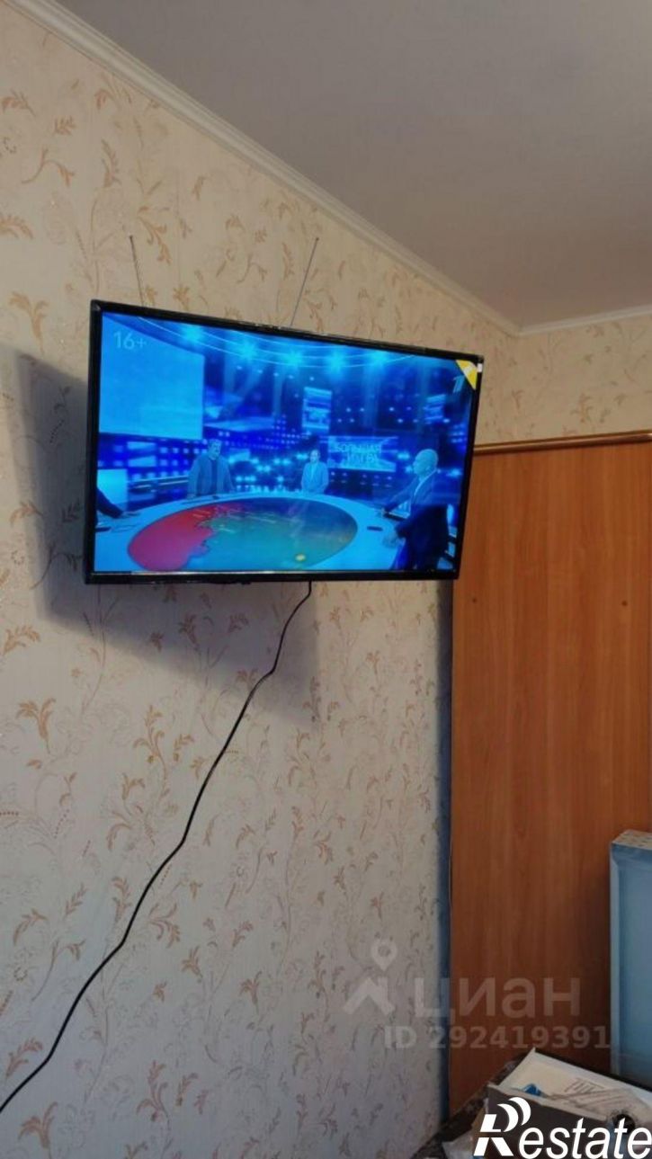 3-комн квартира 6-й микрорайон, 17А