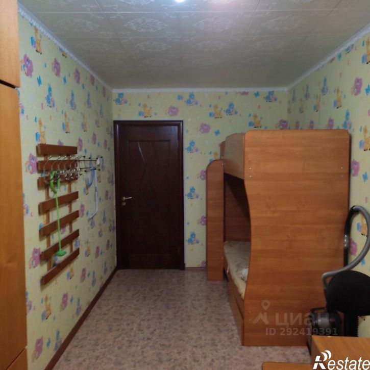 3-комн квартира 6-й микрорайон, 17А