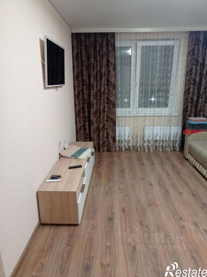 2-комн квартира 6-й м-н, 110 к2