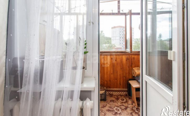 3-комн квартира 10-й микрорайон, 6