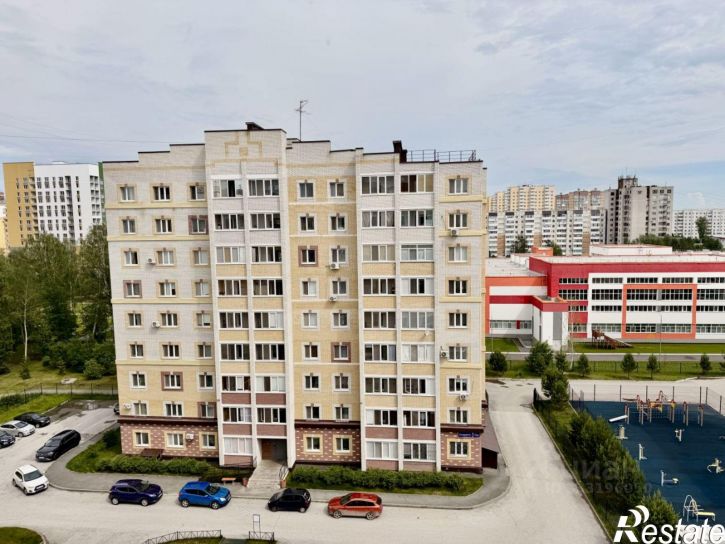 3-комн квартира 10-й микрорайон, 73Б