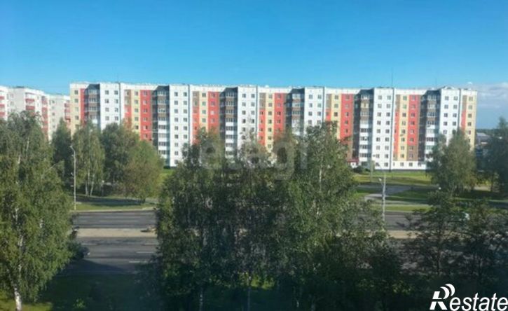 3-комн квартира 8-й микрорайон, 16