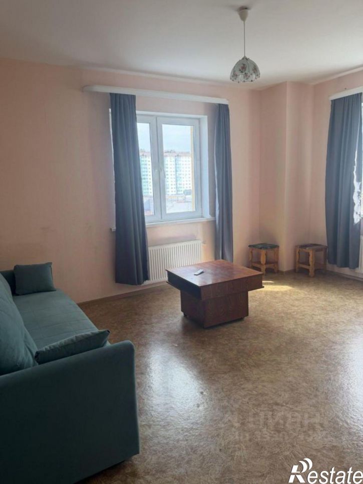 2-комн квартира 15-й м-н, 31