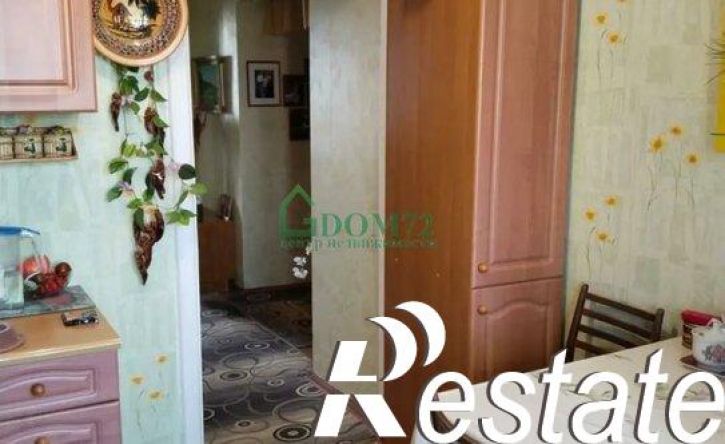4-комн квартира 9-й микрорайон, 3Б