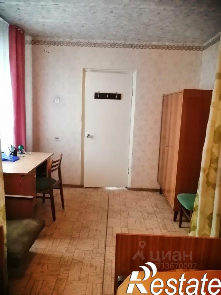 3-комн квартира 6-й микрорайон, 17