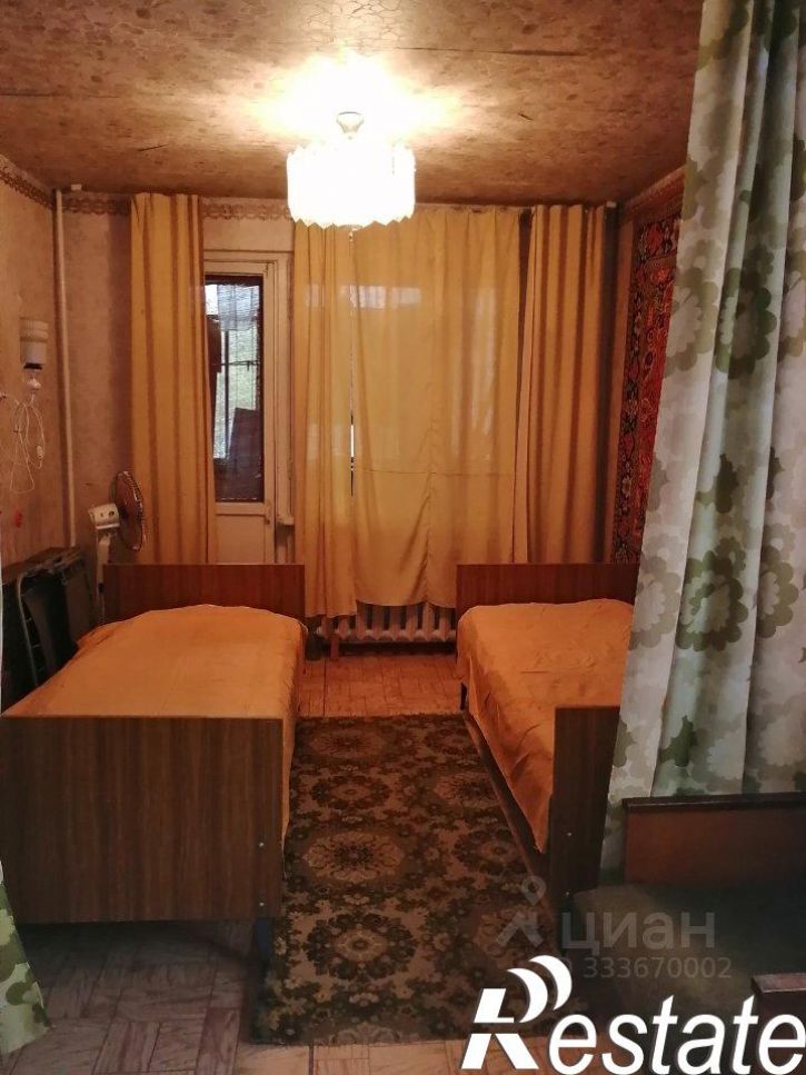 3-комн квартира 6-й микрорайон, 17