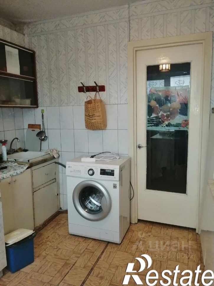3-комн квартира 6-й микрорайон, 17