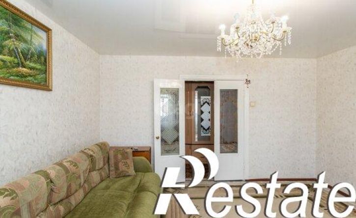 4-комн квартира 10-й микрорайон, 5Б
