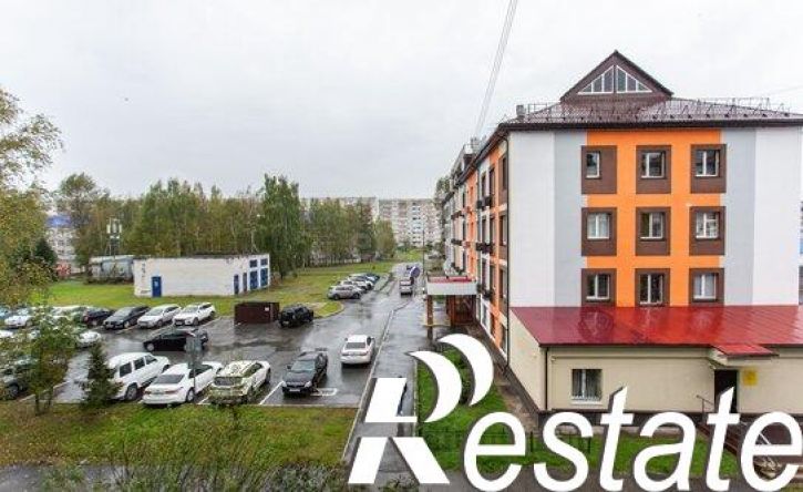 2-комн квартира 8-й микрорайон, 23