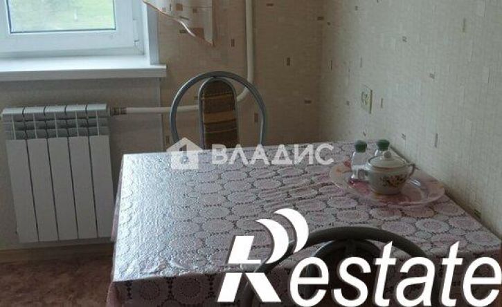 2-комн квартира 10-й микрорайон, 39