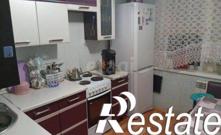 2-комн квартира 8-й микрорайон, 31