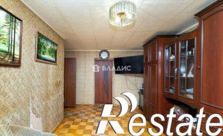 3-комн квартира 8-й микрорайон, 8А