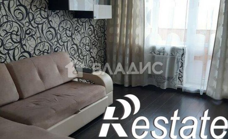 2-комн квартира 4-й микрорайон, 2