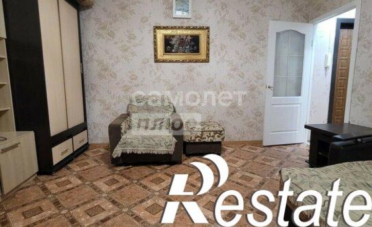 2-комн квартира 8-й микрорайон, 39
