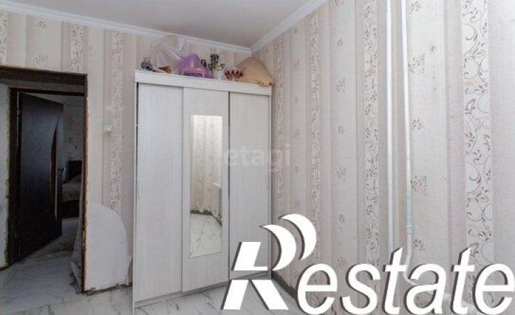 4-комн квартира 7-й микрорайон, 9