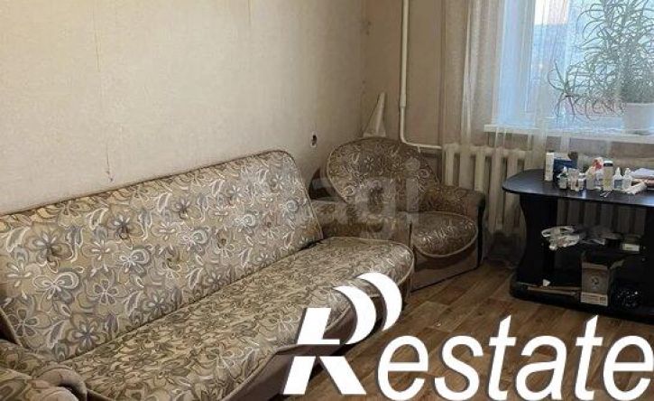 3-комн квартира 10-й микрорайон, 23