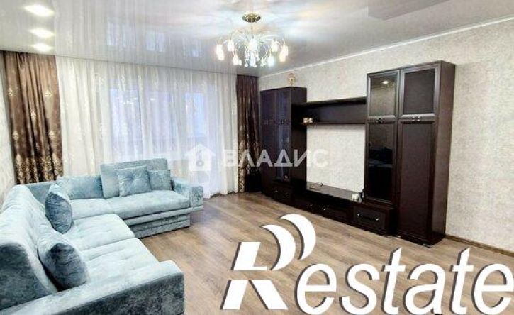 3-комн квартира 10-й микрорайон, 74