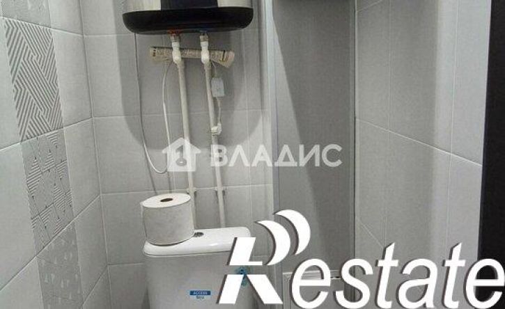 3-комн квартира 10-й микрорайон, 74