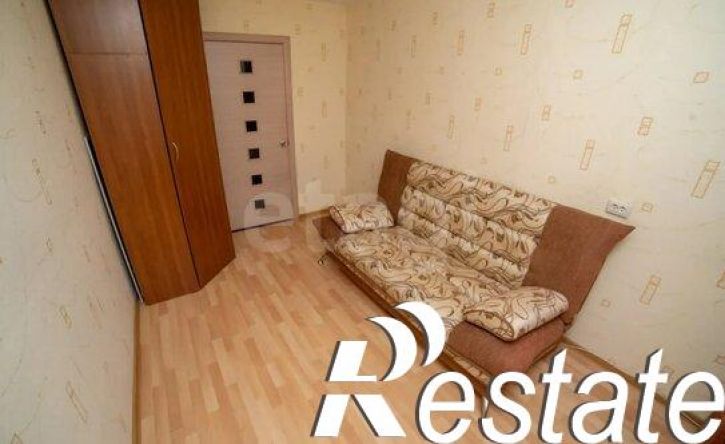 3-комн квартира 4-й микрорайон, 38