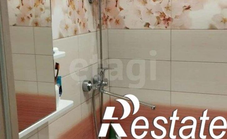 2-комн квартира 4-й микрорайон, 20