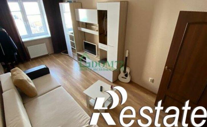 1-комн квартира 10-й микрорайон, 65А