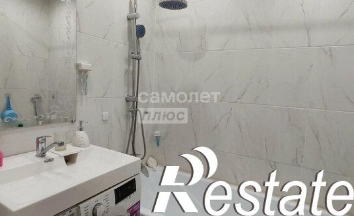 2-комн квартира 10-й микрорайон, 16