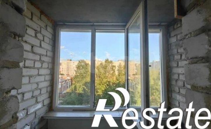 1-комн квартира 8-й микрорайон, 15