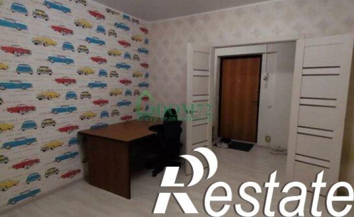 2-комн квартира 15-й микрорайон, 23