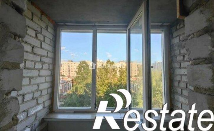 1-комн квартира 8-й микрорайон, 15