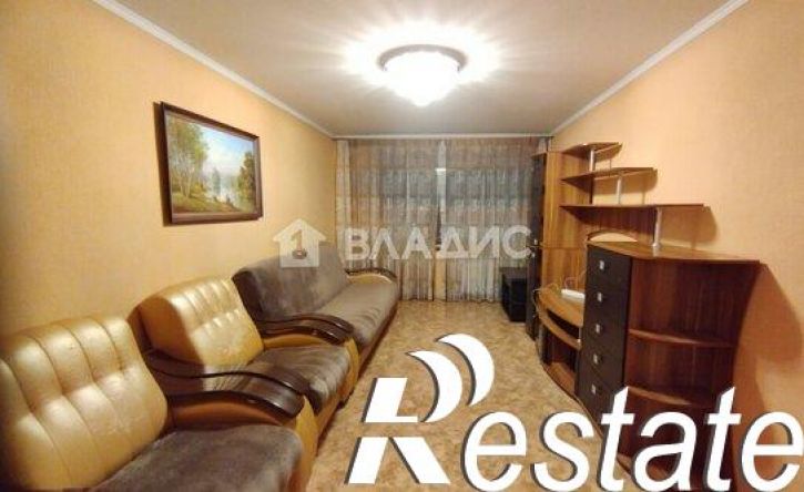 3-комн квартира 8-й микрорайон, 28