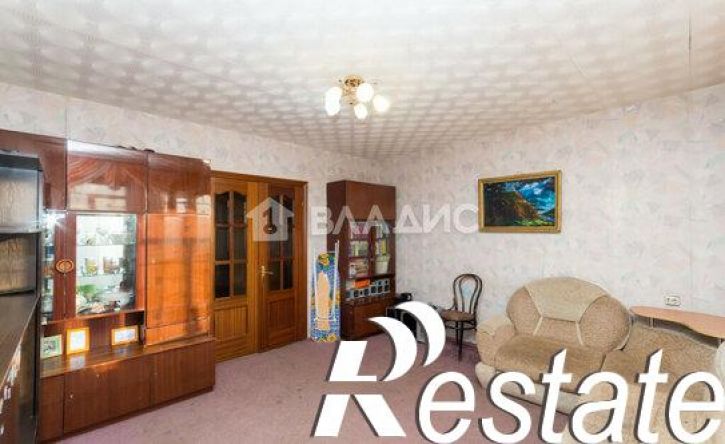 4-комн квартира 3-й микрорайон, 9