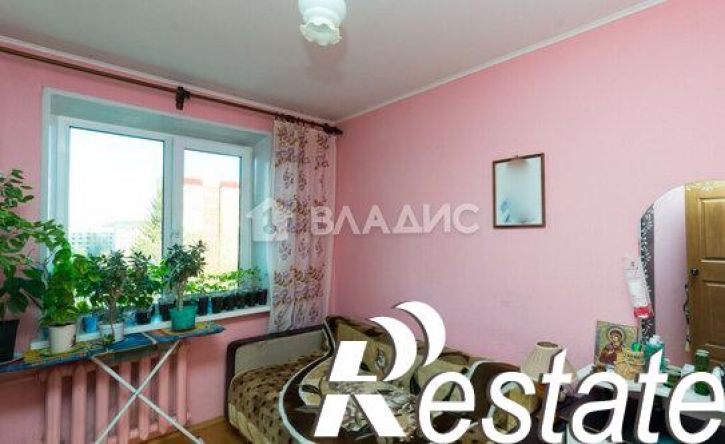 4-комн квартира 3-й микрорайон, 9