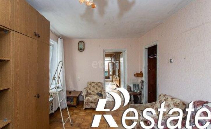 3-комн квартира 6-й микрорайон, 18
