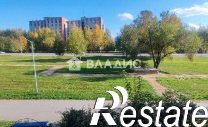3-комн квартира 4-й микрорайон, 38