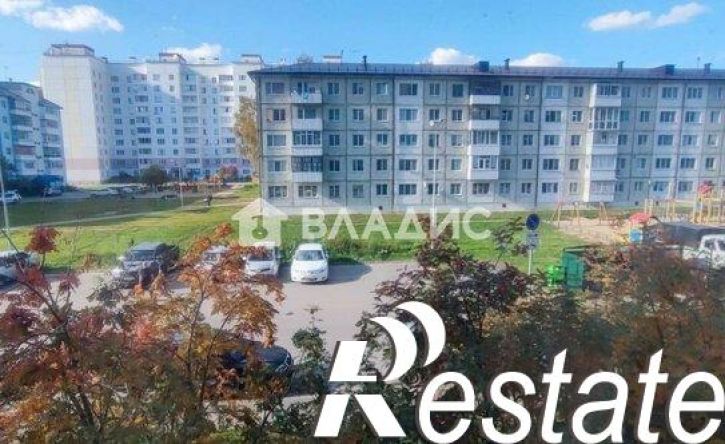 3-комн квартира 4-й микрорайон, 38