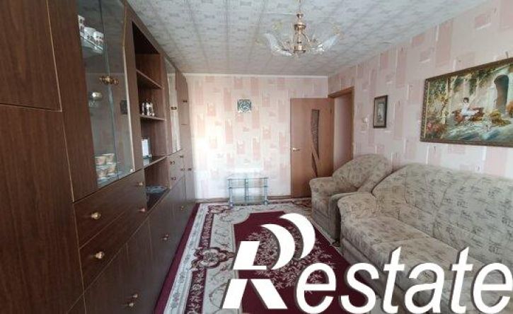 3-комн квартира 6-й микрорайон, 4