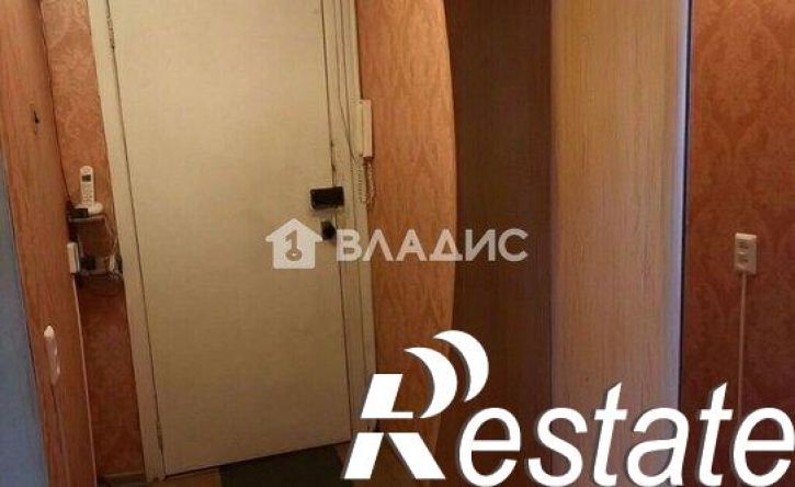 2-комн квартира 4-й микрорайон, 5